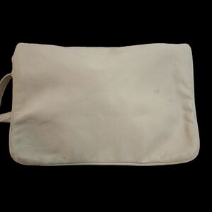 Stone Mountain Leather Shoulder Handbag Flap with zip closure Cream